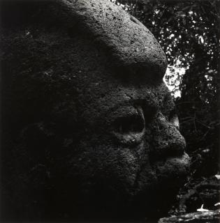 Aaron Siskind - Olmec, Villahermosa 20