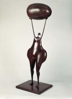 Abigail Varela - Mujer con objeto comestible