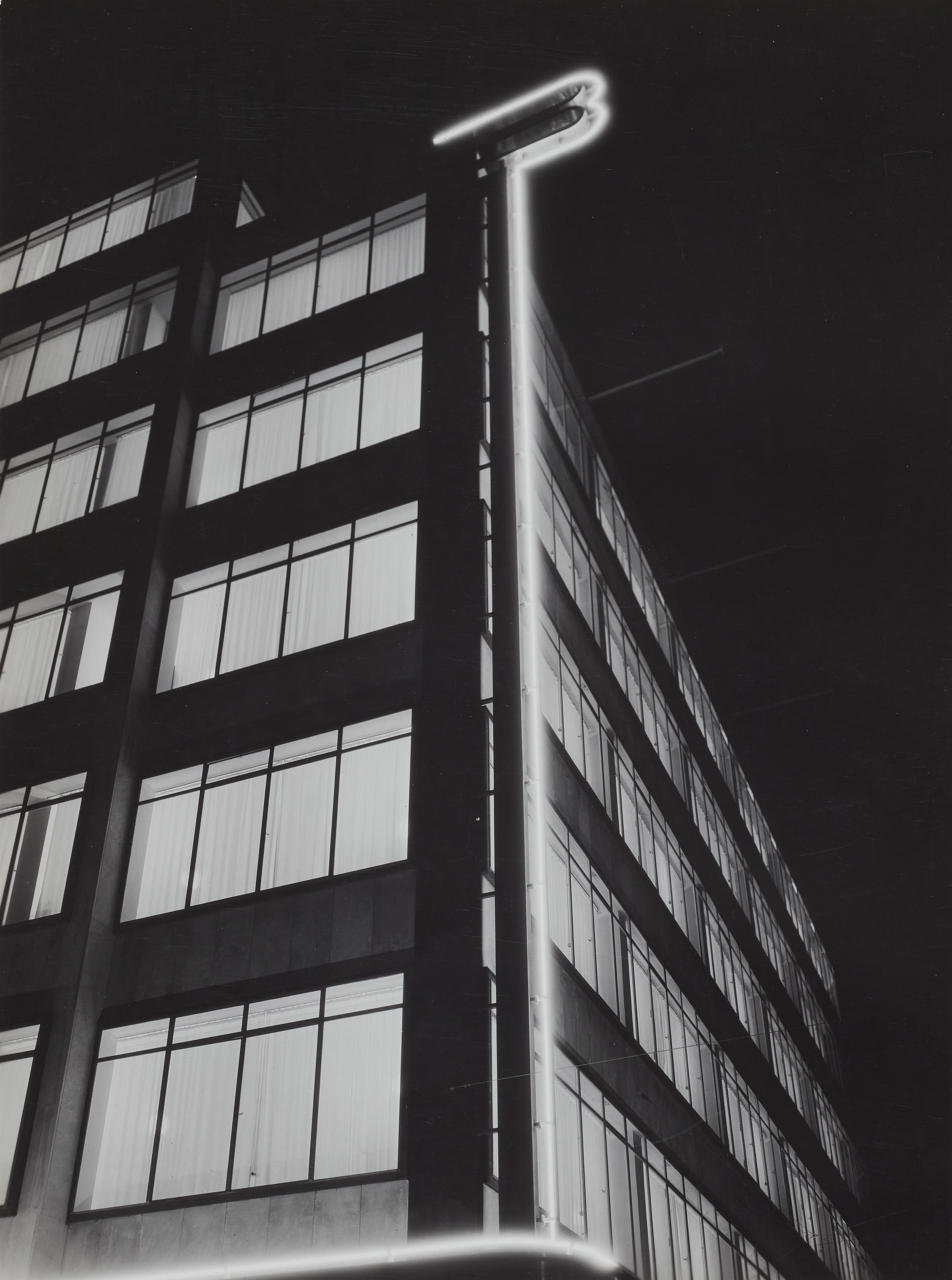 Adolf Lazi - Kaufhaus Breuninger, Stuttgart