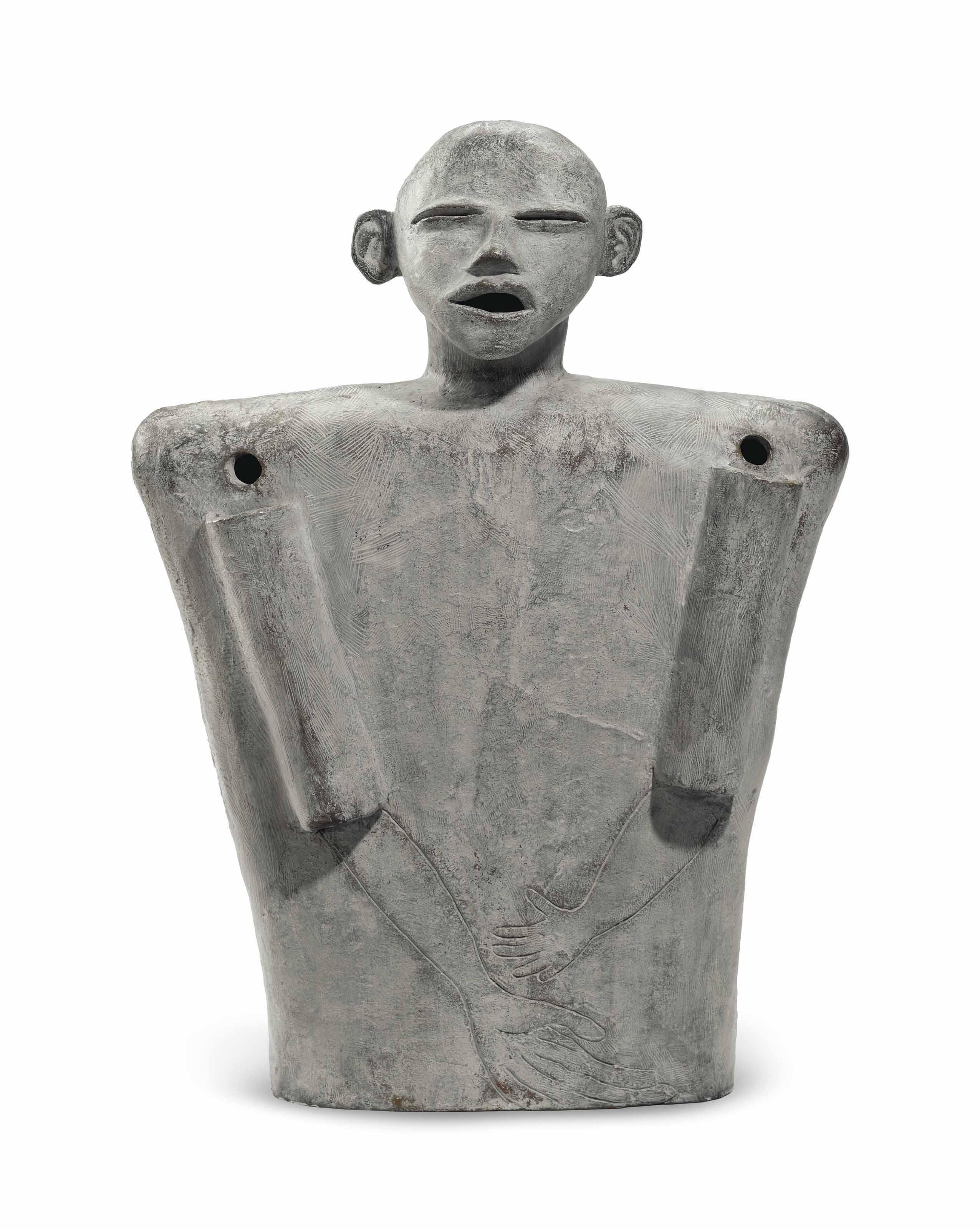 Adolfo Riestra - Torso con brazos tubulares