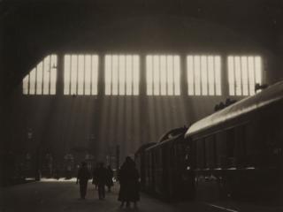 Aenne Biermann - Lichteinfall, Leipzig, Bahnhof