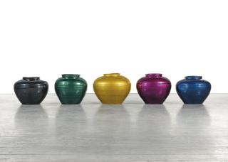 Ai Weiwei - Han Dynasty Vases In Auto Paint