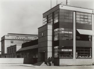 Albert Renger-Patzsch - Faguswerk in Alfeld/Leine