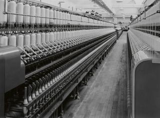 Albert Renger-Patzsch - Ohne Titel (Schubert & Salzer, Ingolstadt)