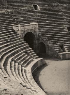 Albert Renger-Patzsch - Theater in Verona