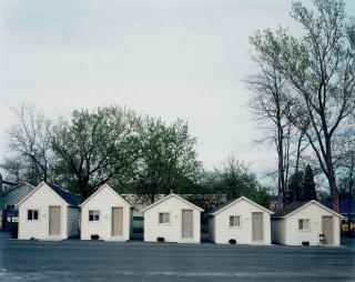 Alec Soth - Falls Manor, 2005