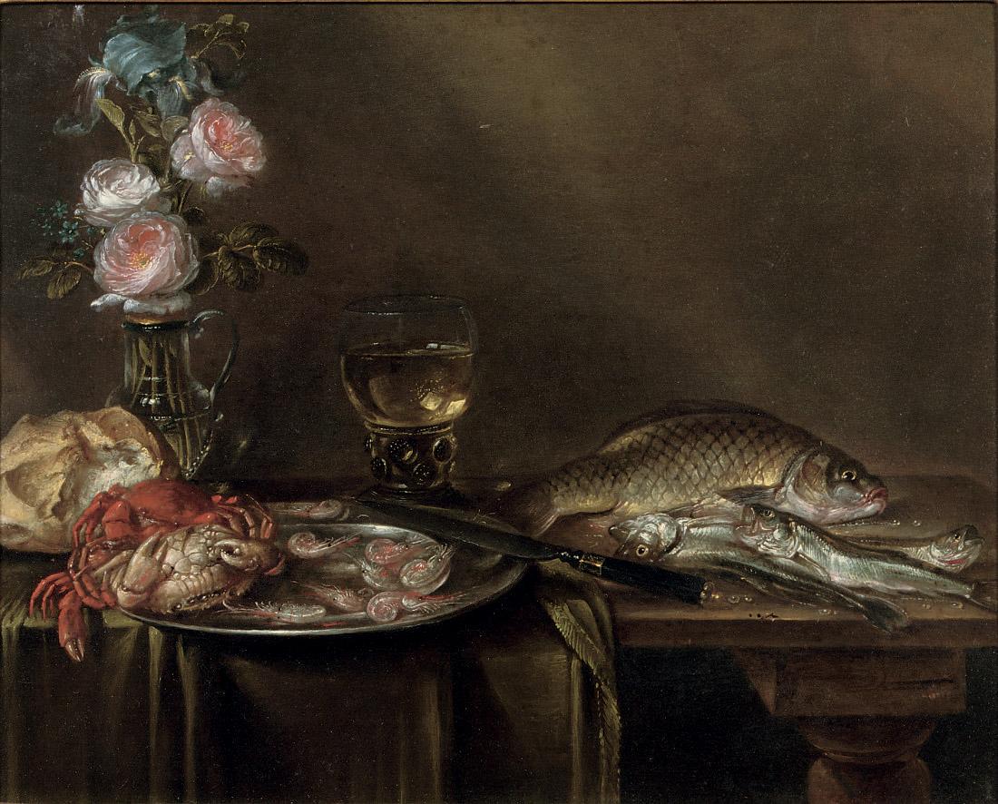 Alexander Adriaenssen - Roses and an iris in a glass vase, crabs and prawns on a pewter platter, a bread roll, a \'Roemer\' and fish, all on a partly draped table