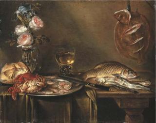 Alexander Adriaenssen - Roses and an iris in a glass vase, crabs and prawns on a pewter platter, a bread roll, a roemer and fish on a partly draped table