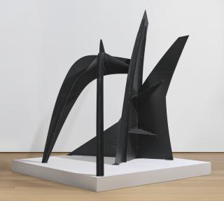 Alexander Calder - Crossed Blades (intermediate maquette)
