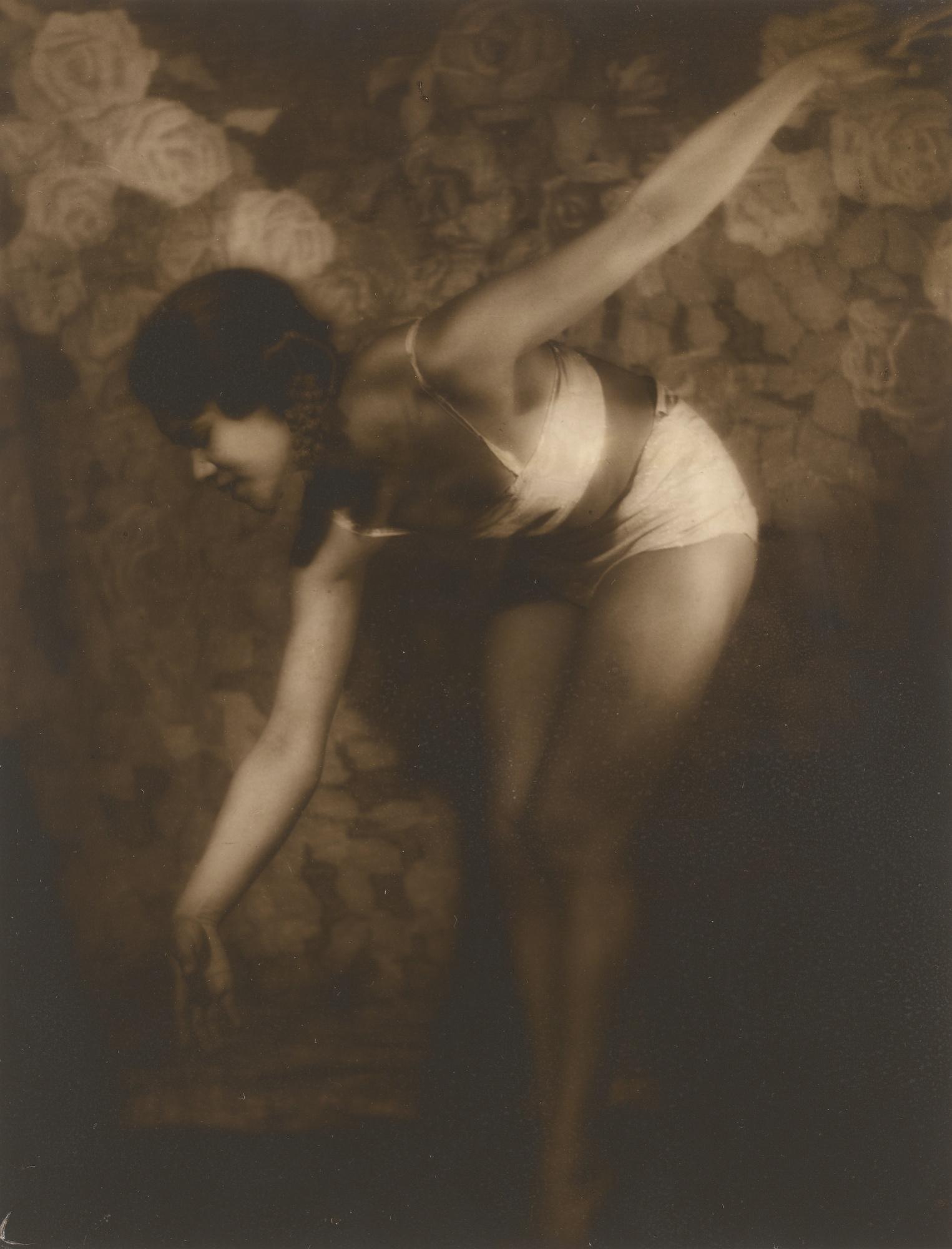 Alexander Grinberg - A Scenic Etude: The Dancer Sylvia Chen, Vera Maya\'S Studio, Moscow