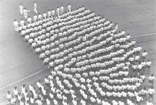 Alexander Rodchenko - Kolonna Dinamo