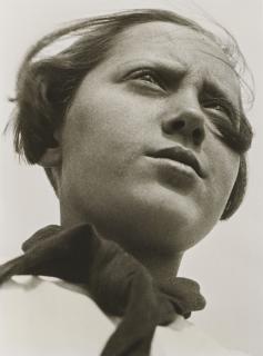 Alexander Rodchenko - Pioneer Girl, 1930