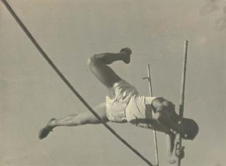 Alexander Rodchenko - Pryzhok S Shestom [Pole Vault], 1936