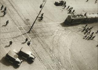 Alexander Rodchenko - Turn of the Street Car Line