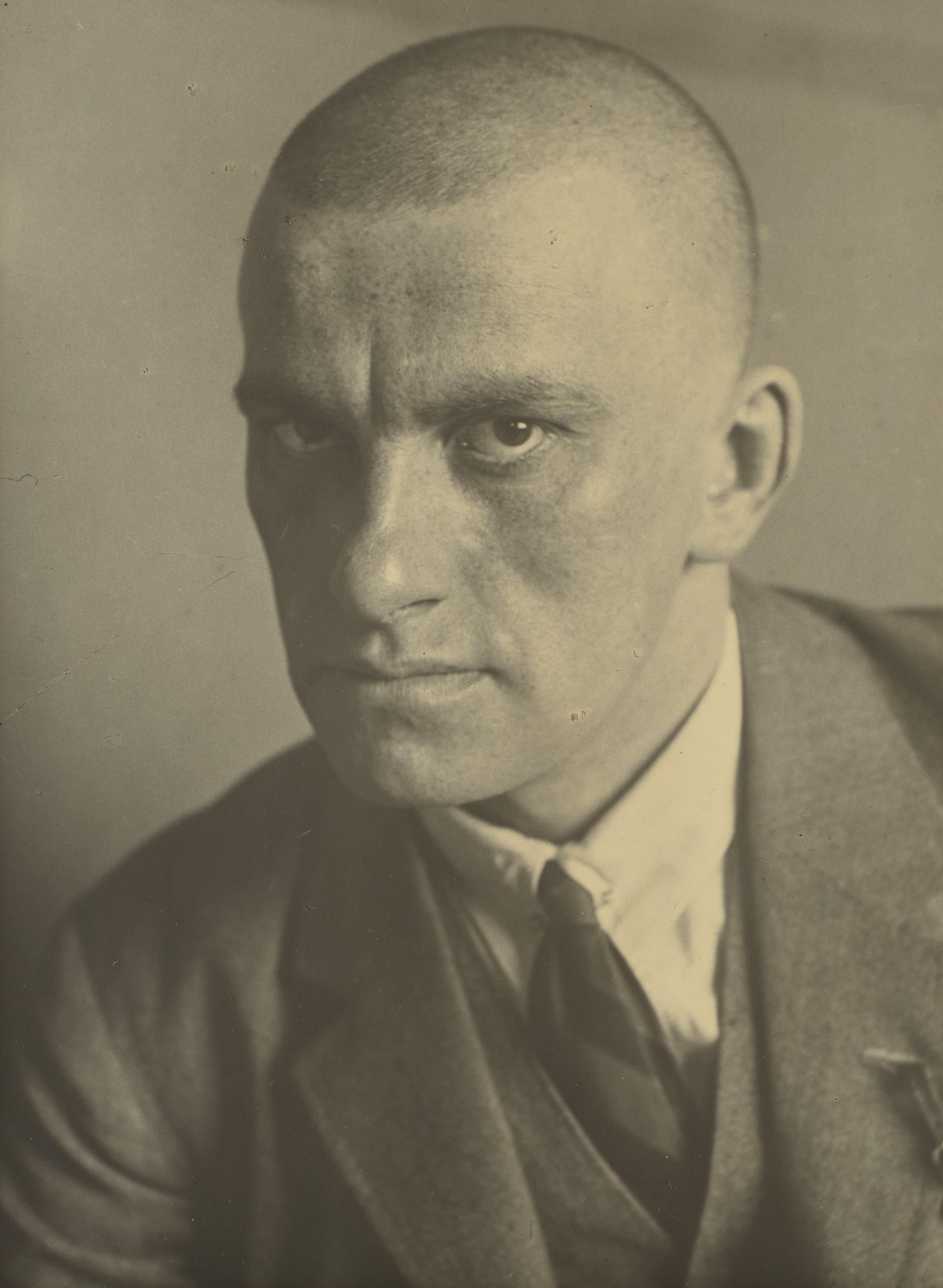Alexander Rodchenko - Vladimir Mayakovsky, 1924