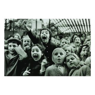 Alfred Eisenstaedt - Children At The Puppet Theater