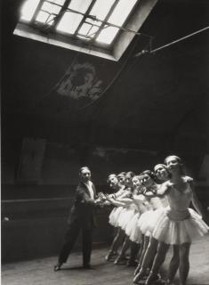 Alfred Eisenstaedt - Dancers Rehearse Swan Lake, Paris Opera