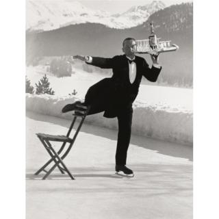Alfred Eisenstaedt - Ice Skating Waiter, St. Moritz, 1932