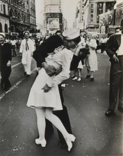 Alfred Eisenstaedt - Vj Day, Times Square, New York City, August 14Th, 1945Silver Print, Press Print, Printed Later. On The Reverse, With Two Life Magazine Copyright Stamps And Other Stamps, With A \'Agenzia Masi S.A.S.\' Label.