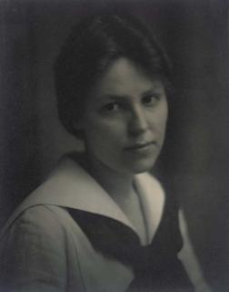 Alfred Stieglitz - Marie Rapp, 1914
