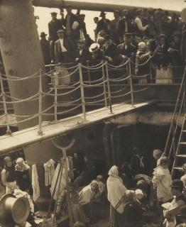 Alfred Stieglitz - The Steerage; And The City Across The River 2