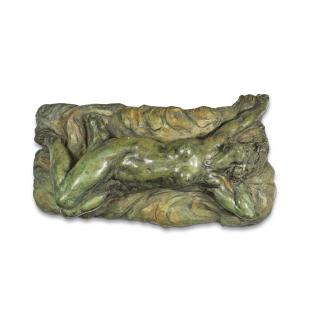 Alfredo Pina - A green patinated bronze figure of a recumbent maiden