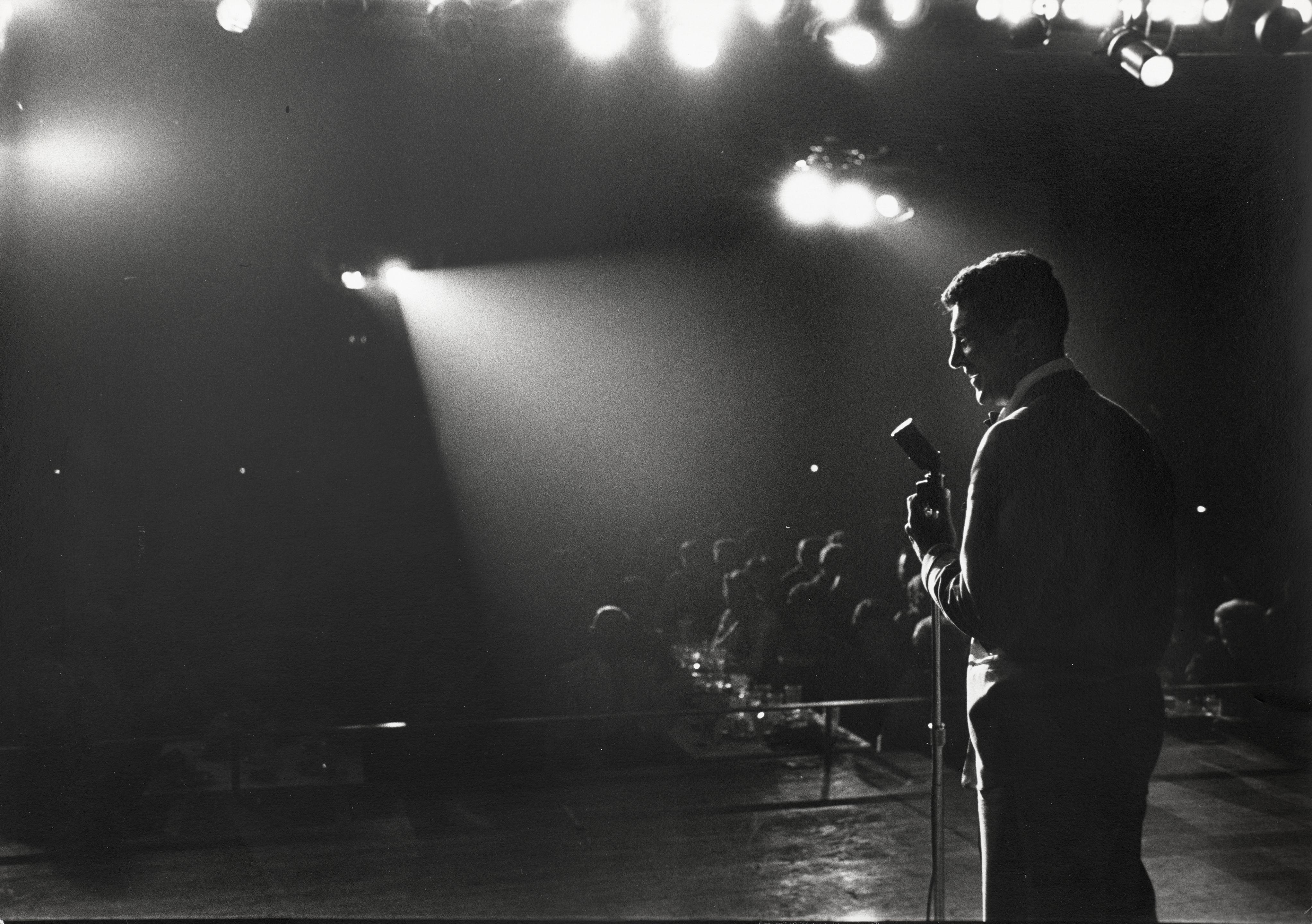 Allan Grant - Dean Martin