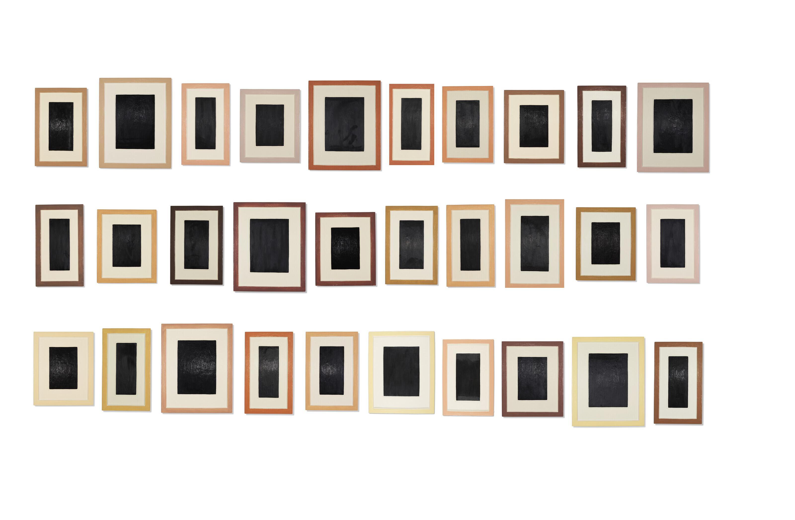 Allan McCollum - Thirty Plaster Surrogates No. 5