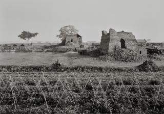 An-My Le - Untitled (Lao Bao)