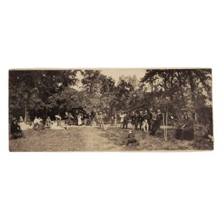 André Adolphe Eugène Disdéri - Autoportait, Vers 1855 Pifferari, Vers 1860 Photomontage Avec Disdéri Dans Le Parc De Neuilly, Vers 1860