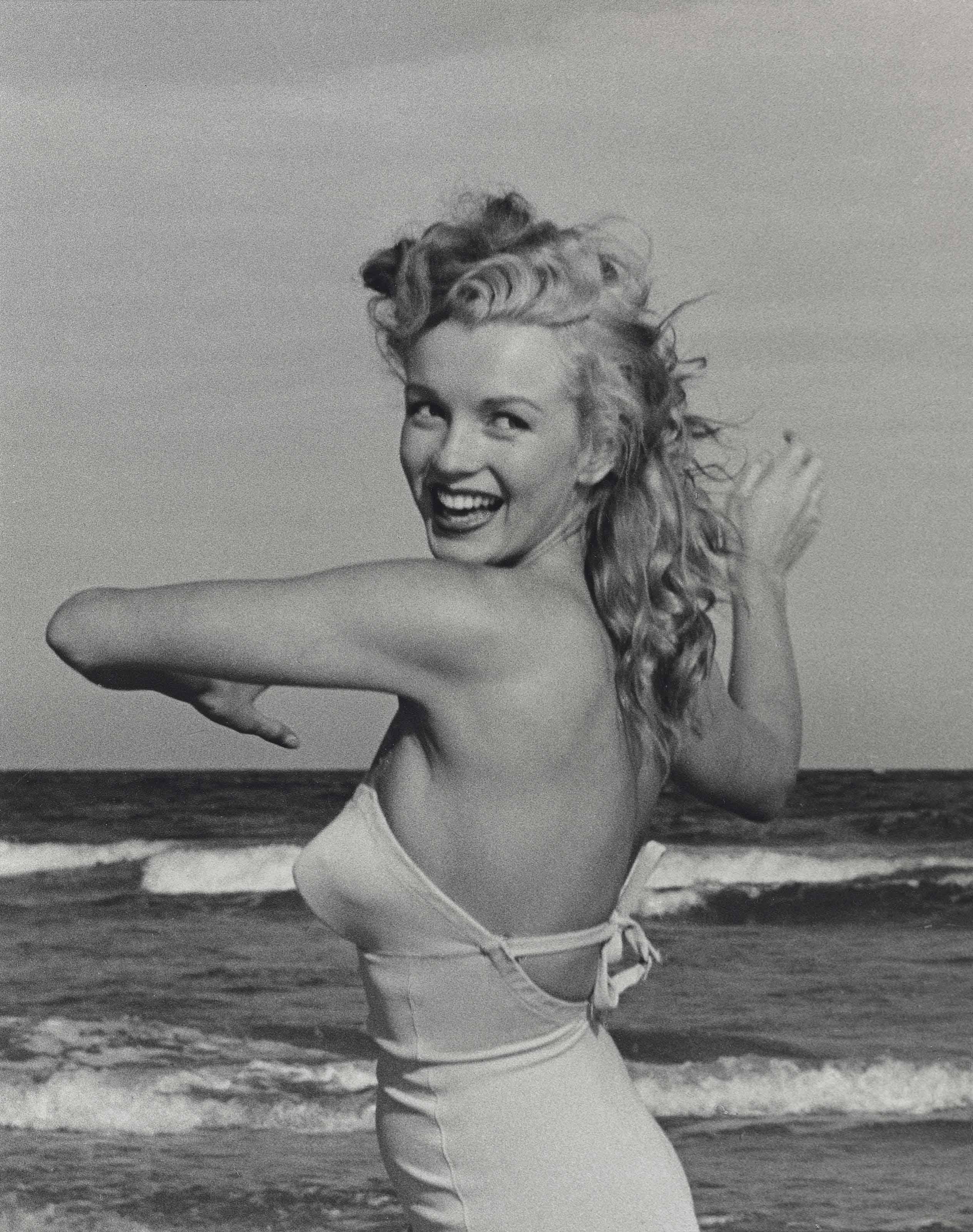 Andre De Dienes - Marilyn Monroe, Tobey Beach, 1949
