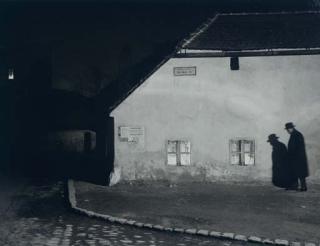 André Kertész - Bocskay-tér, Budapest, 1914