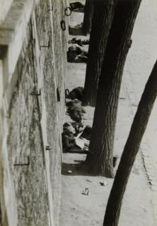 André Kertész - Les Clochards, 1927