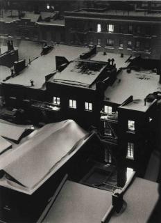 André Kertész - Macdougal Alley, New York, 1961