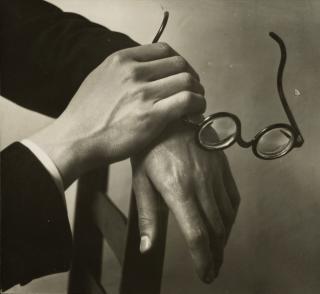 André Kertész - Paul Arma\'s Hands, 1928