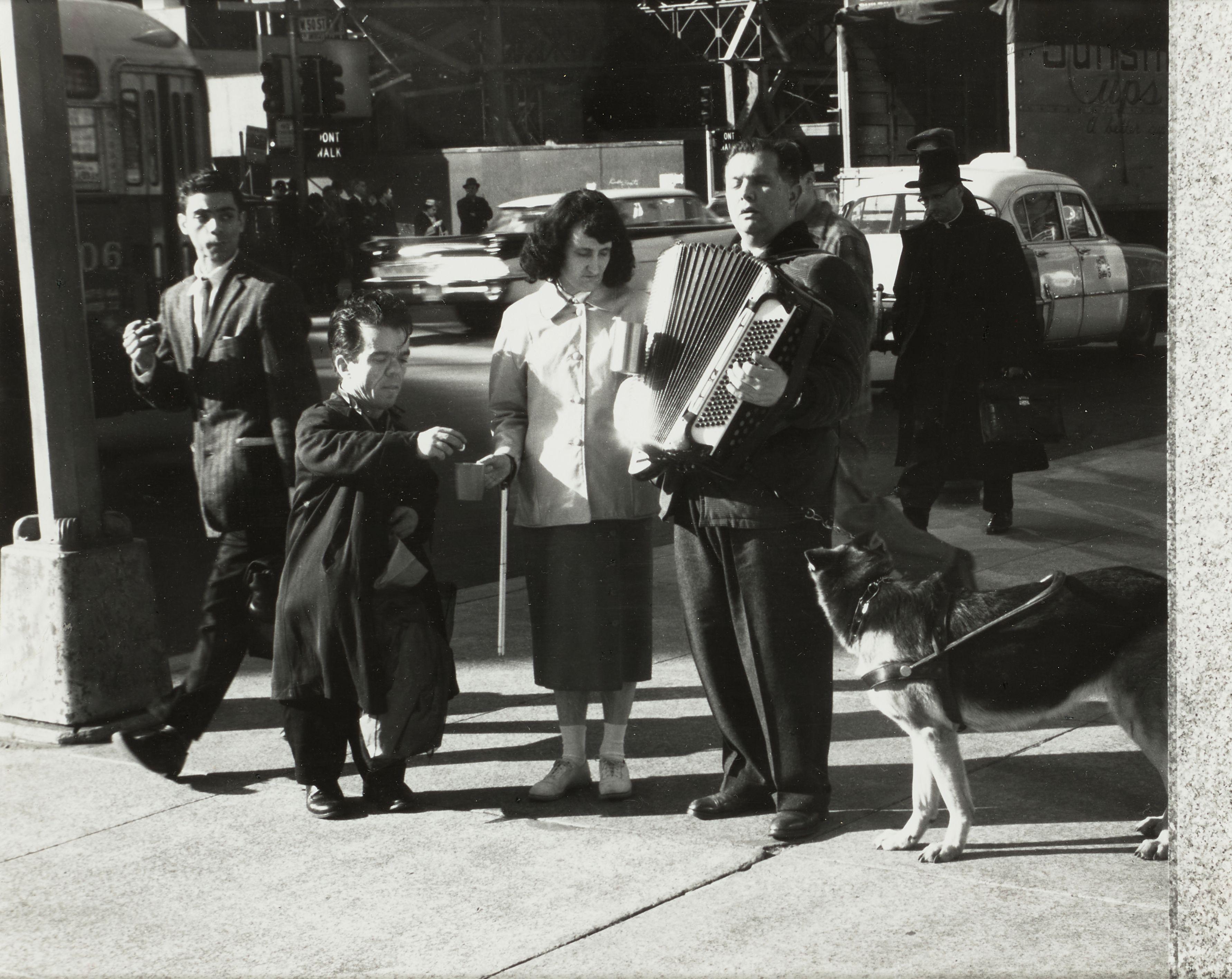 André Kertész - Sixth Avenue, New York
