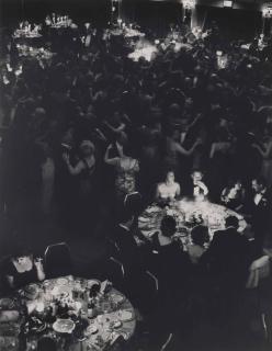 Andreas Feininger - Dinner by Candle Light at the Waldorf, New York, 1962