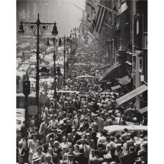 Andreas Feininger - \'New York, Fifth Avenue\'