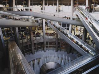 Andreas Gursky - Charles de Gaulle
