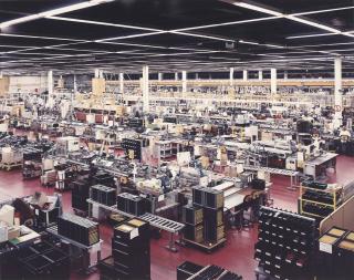 Andreas Gursky - Grundig Nürnberg
