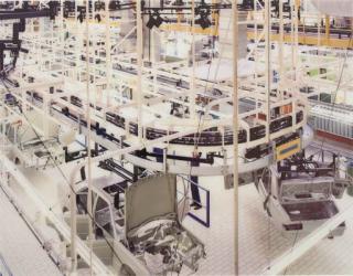 Andreas Gursky - Mercedes Bremen