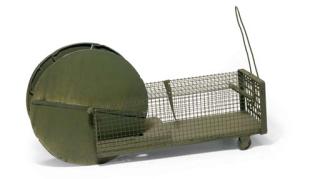 Andreas Slominski - Rattenfalle (Rat Trap)