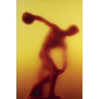 Andres Serrano - Discobolo (Piss Series)