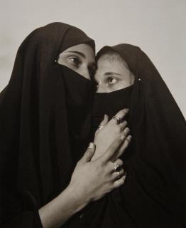 Andres Serrano - Istanbul (Sisters)