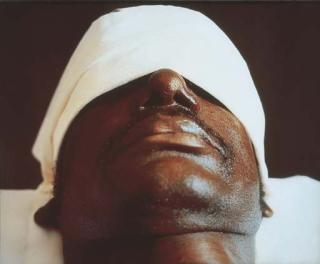 Andres Serrano - The Morgue (Pneumonia Death)