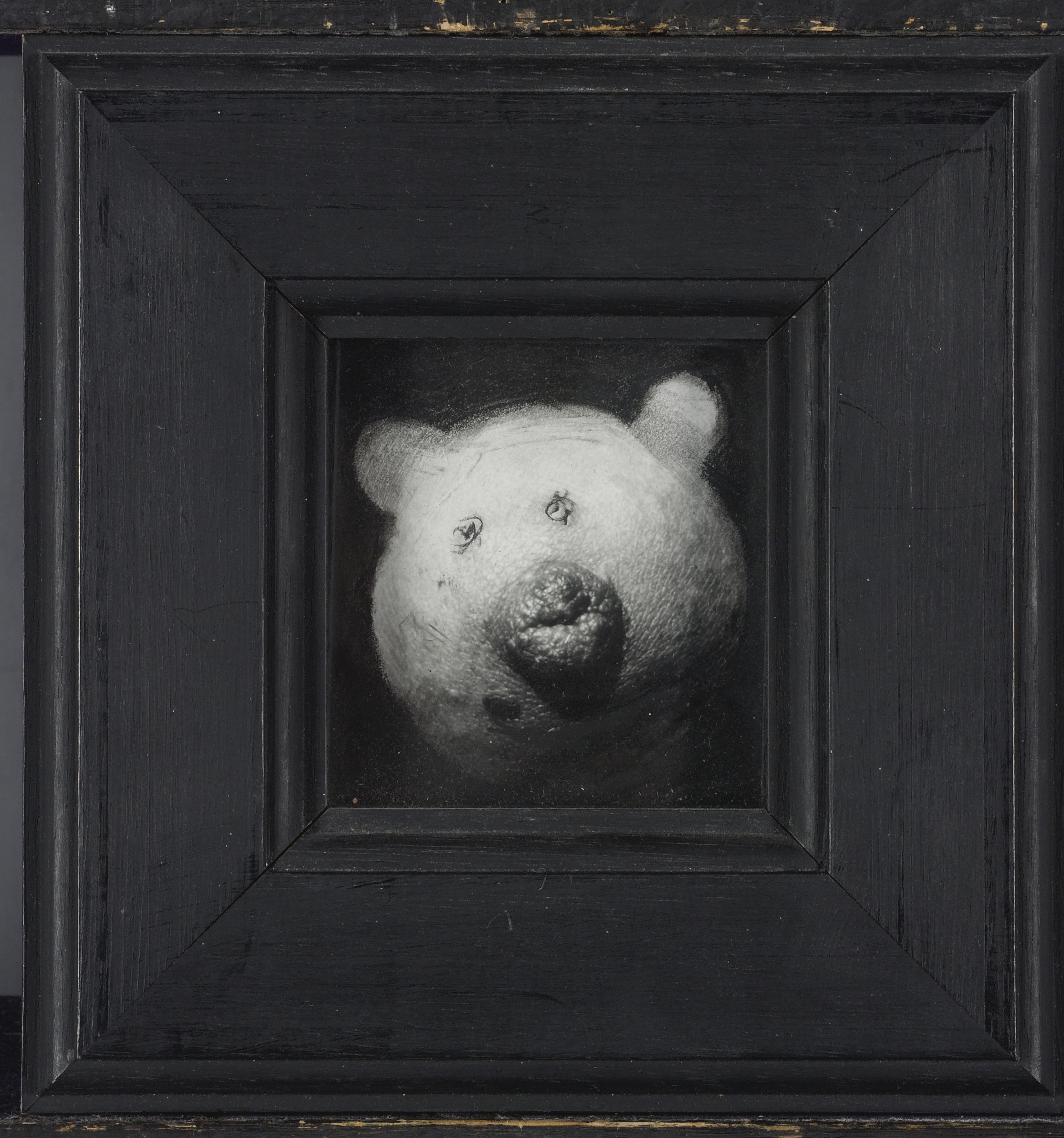 Annette Messager - Mes Trophées