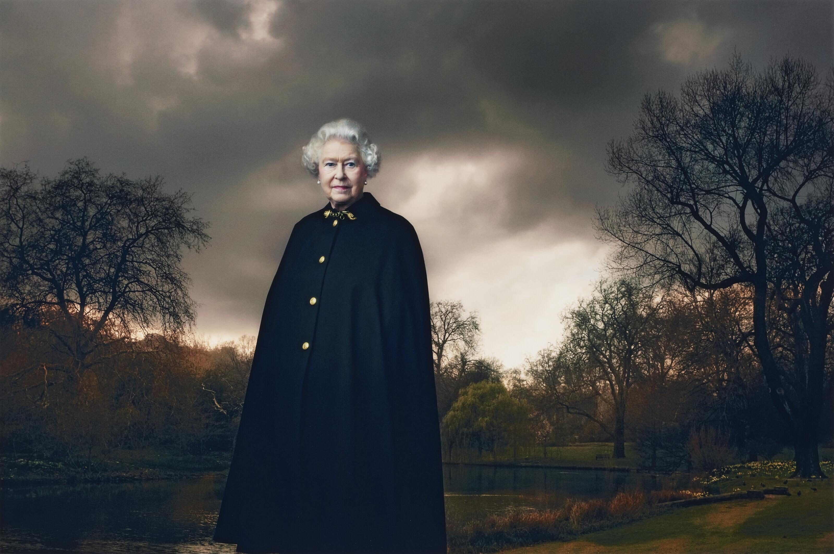 Annie Leibovitz - Queen Elizabeth II, Buckingham Palace, London, 2007