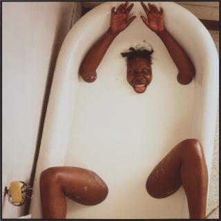 Annie Leibovitz - Whoopi Goldberg, Berkeley, California, 1984