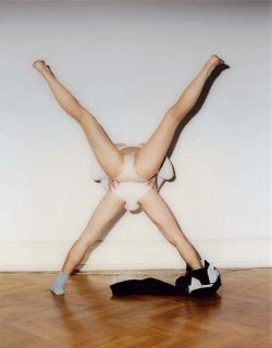 Annika von Hausswolff - Mom And Dad Are Making Out