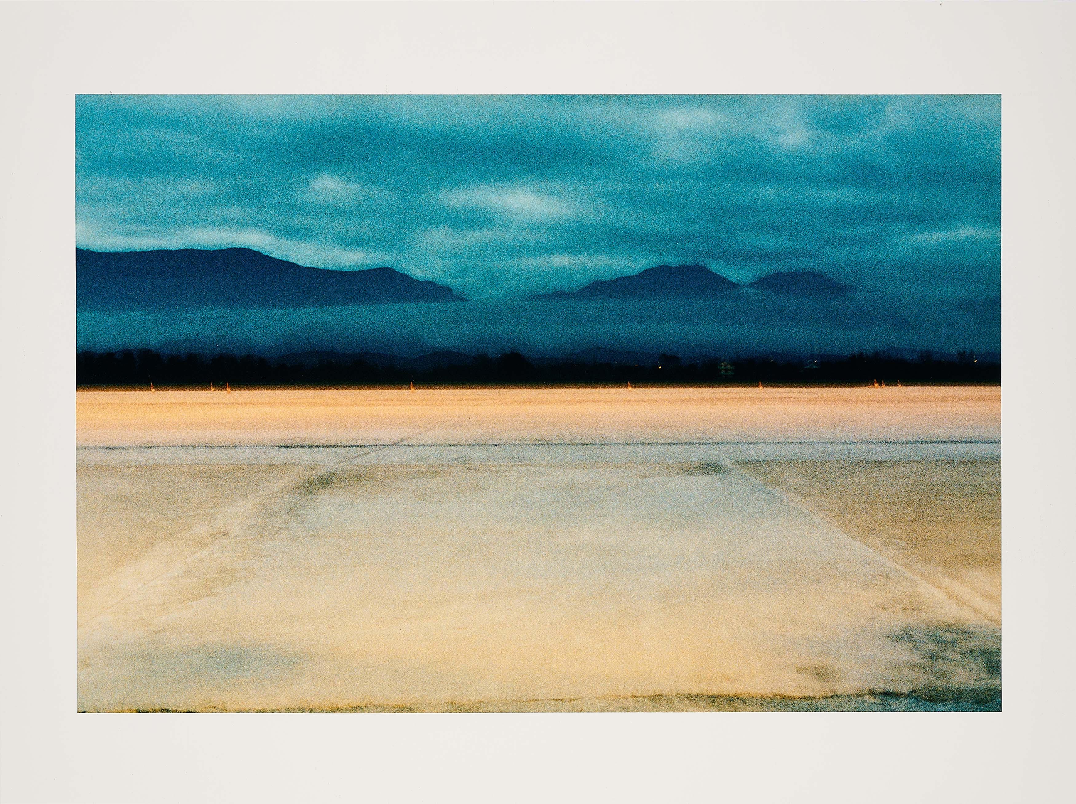 Anri Sala - Airport (für Parkett 73).